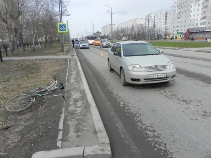 Знову велосипедне дтп підліток їхав по зебрі і потрапив під колеса (skdrmen пише водій) Знову велосипедне дтп підліток їхав по зебрі і потрапив під колеса