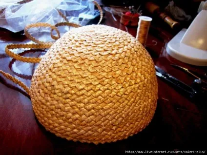 солом'яний капелюшок