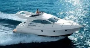 Сонник катер на воді кататися або плисти уві сні бачити до чого сниться