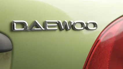 Порівняння daewoo matiz і chevrolet spark (daewoo) Порівняння daewoo matiz і chevrolet spark