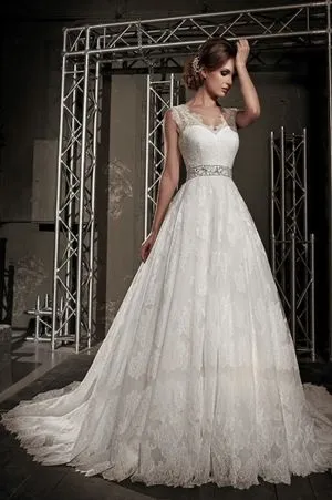 Весільні сукні love bridal (англія) в Ростові-на-дону