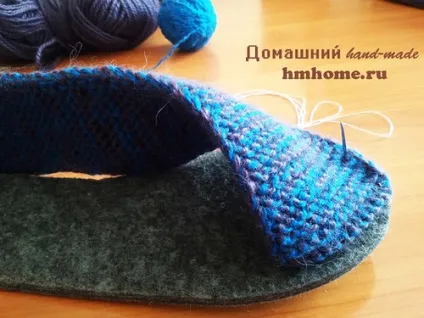 Тапочки на підошві в'язані спицями - домашній hand-made (підошві) Тапочки на підошві в'язані спицями - домашній hand-made