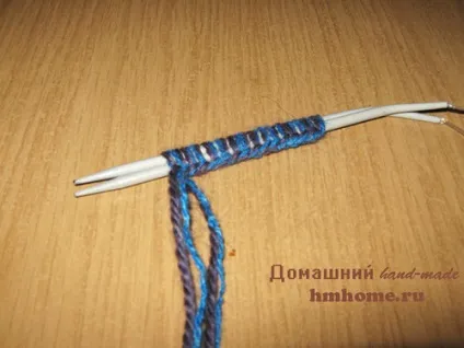 Тапочки на підошві в'язані спицями - домашній hand-made (підошві) Тапочки на підошві в'язані спицями - домашній hand-made