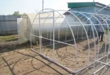 Теплиця своїми руками з труб ПВХ парник за кресленнями, відео та фото, профіль і полікарбонат, з (труб) Теплиця своїми руками з труб ПВХ парник за кресленнями, відео та фото, профіль і полікарбонат, з