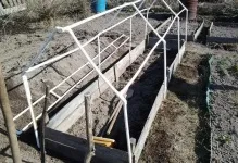 Теплиця своїми руками з труб ПВХ парник за кресленнями, відео та фото, профіль і полікарбонат, з (теплиця) Теплиця своїми руками з труб ПВХ парник за кресленнями, відео та фото, профіль і полікарбонат, з