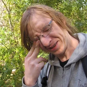 Ті хто грали в мафію 2, знають, що там можна знайти що лежить на землі або на інших предметах (знають) Ті хто грали в мафію 2, знають, що там можна знайти що лежить на землі або на інших предметах