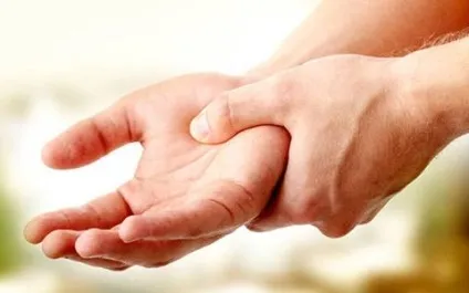 Болять кисті рук і долоні причини, лікування захворювань суглобів рук (лікування) Болять кисті рук і долоні причини, лікування захворювань суглобів рук