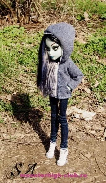 Футболка для ляльки monster high, monster high club (monster) Футболка для ляльки monster high, monster high club