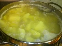Тушкована картопля з м'ясом - улюблений рецепт, перевірений часом (покроковий рецепт приготування з (картопля) Тушкована картопля з м'ясом - улюблений рецепт, перевірений часом (покроковий рецепт приготування з