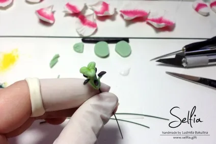 Тюльпани з полімерної глини (частина 1) - sweetybijou - world of polymer clay (зелені листів квітки змішування) Тюльпани з полімерної глини (частина 1) - sweetybijou - world of polymer clay