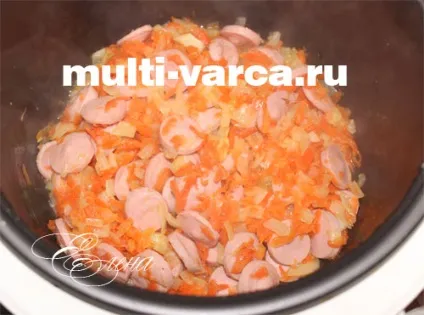 Тушкована картопля з сосисками в мультиварці (картопля) Тушкована картопля з сосисками в мультиварці