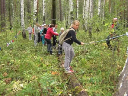 Туристичний зліт в початковій школі (серйозної) Туристичний зліт в початковій школі