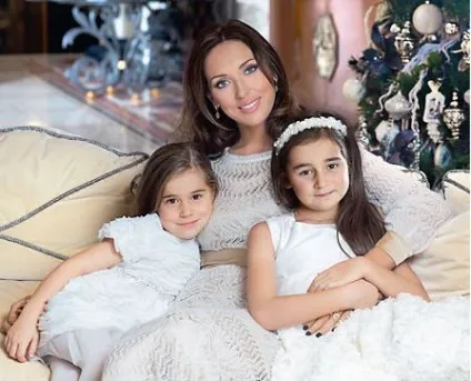 У якийсь знаменитої жінки найкрасивіші очі (жінки) У якийсь знаменитої жінки найкрасивіші очі