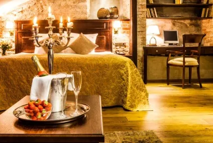 Унікальні весілля, unique hotels (унікальні) Унікальні весілля, unique hotels