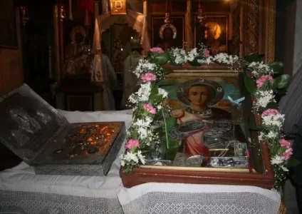 Великий цілитель Пантелеймон і його життя (життя) Великий цілитель Пантелеймон і його життя