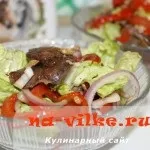 Смачний салат з куркою і сиром фета - рецепт з фото (кожен кубик фети) Смачний салат з куркою і сиром фета - рецепт з фото