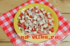 Смачний салат з куркою і сиром фета - рецепт з фото (сиром) Смачний салат з куркою і сиром фета - рецепт з фото