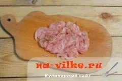 Смачний салат з куркою і сиром фета - рецепт з фото (куркою) Смачний салат з куркою і сиром фета - рецепт з фото