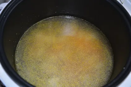 Смачний курячий суп з локшиною в мультиварці - без картоплі (курячий) Смачний курячий суп з локшиною в мультиварці - без картоплі