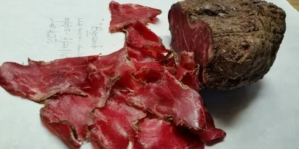 Брезаола - італійська в'ялена яловичина рецепт приготування, калорійність, ціна (яловичина) Брезаола - італійська в'ялена яловичина рецепт приготування, калорійність, ціна