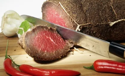 Брезаола - італійська в'ялена яловичина рецепт приготування, калорійність, ціна (калорійність) Брезаола - італійська в'ялена яловичина рецепт приготування, калорійність, ціна
