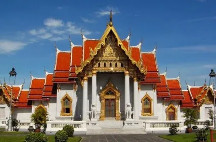 Буддизм в питаннях і відповідях, thai universal real estate co, ltd