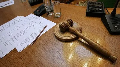 Всі корисні нюанси про позбавлення права обіймати певні посади або займатися певною (позбавлення права займатися певною діяльністю) Всі корисні нюанси про позбавлення права обіймати певні посади або займатися певною