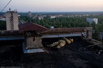 В Прип'ять НЕ легально - чорнобильська зона очима сталкера (тур в зону нелегально) В Прип'ять НЕ легально - чорнобильська зона очима сталкера