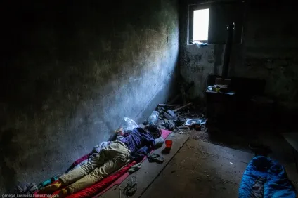 В Прип'ять НЕ легально - чорнобильська зона очима сталкера (легально) В Прип'ять НЕ легально - чорнобильська зона очима сталкера