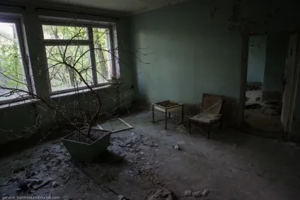 В Прип'ять НЕ легально - чорнобильська зона очима сталкера (похід в Прип'ять самоходом) В Прип'ять НЕ легально - чорнобильська зона очима сталкера