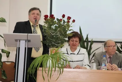 Лікарі науково-дослідного інституту травматології та ортопедії Донецького національного (донецького) Лікарі науково-дослідного інституту травматології та ортопедії Донецького національного