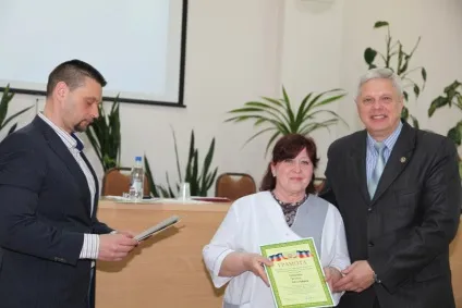 Лікарі науково-дослідного інституту травматології та ортопедії Донецького національного (ортопедії) Лікарі науково-дослідного інституту травматології та ортопедії Донецького національного