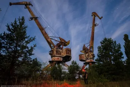В Прип'ять НЕ легально - чорнобильська зона очима сталкера (похід в Прип'ять самоходом) В Прип'ять НЕ легально - чорнобильська зона очима сталкера