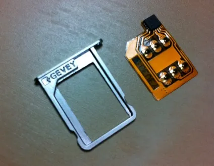 Хардварний анлок iphone 4 через gevey sim