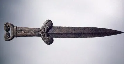 Холодна зброя зарізати чимось красивіше, армійський вісник