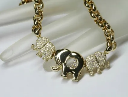 Ювелірне диво плаваючі діаманти chopard