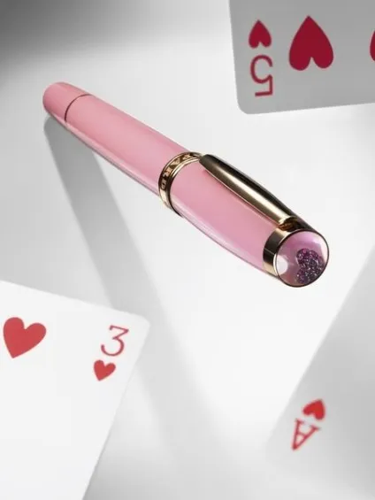 Ювелірне диво плаваючі діаманти chopard