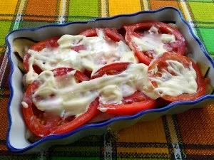 Запіканка з баклажанами і куркою в духовці
