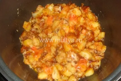 Смажена картопля з сиром і помідорами в мультиварці (сиром) Смажена картопля з сиром і помідорами в мультиварці