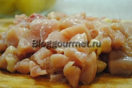 Печеня в горщиках з куркою і картоплею в духовці рецепт з фото (горщиках) Печеня в горщиках з куркою і картоплею в духовці рецепт з фото