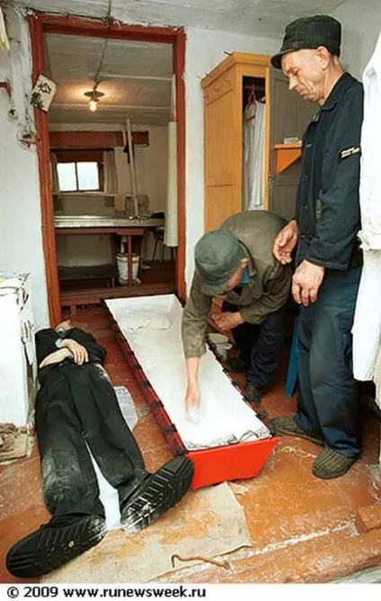 Життя за гратами