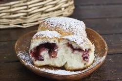 Булочки з повидлом