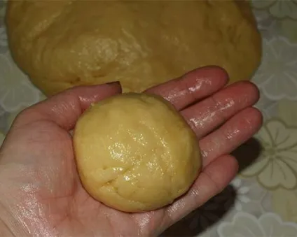 Булочки з повидлом в духовці - рецепт з фото крок за кроком (рецепт) Булочки з повидлом в духовці - рецепт з фото крок за кроком
