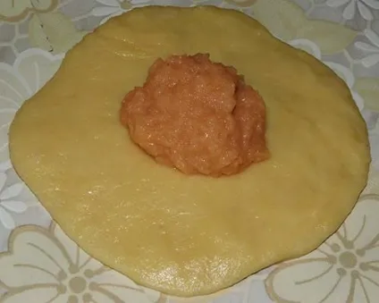 Булочки з повидлом в духовці - рецепт з фото крок за кроком (булочки) Булочки з повидлом в духовці - рецепт з фото крок за кроком