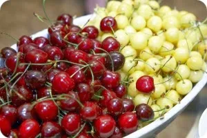 Чим корисна черешня