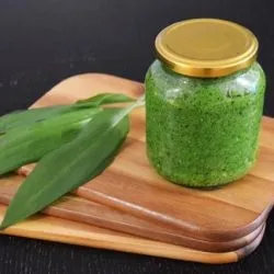 Черемша рецепти заготовки на зиму в домашніх умовах (маринована, по-корейськи) (зиму) Черемша рецепти заготовки на зиму в домашніх умовах (маринована, по-корейськи)
