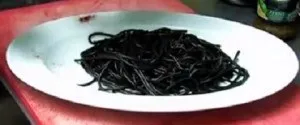 Чорні макарони рецепт