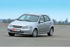 Chevrolet lacetti народна улюблениця