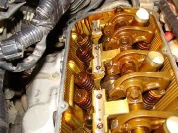 Що робити, якщо стукають клапана на холодному двігателеautoremka - ремонт автомобіля (клапана) Що робити, якщо стукають клапана на холодному двігателеautoremka - ремонт автомобіля
