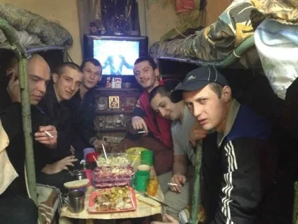 Що означає поняття - прописка - в тюремній камері (в'язниця) Що означає поняття - прописка - в тюремній камері